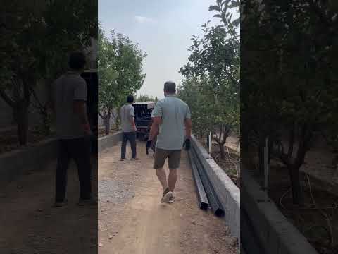 تخلیه بار آهن توی داغی تابستون     