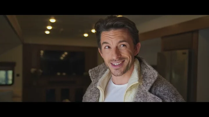 Wicked | Jonathan Bailey: Horse from Bridgerton | Get Tickets Now