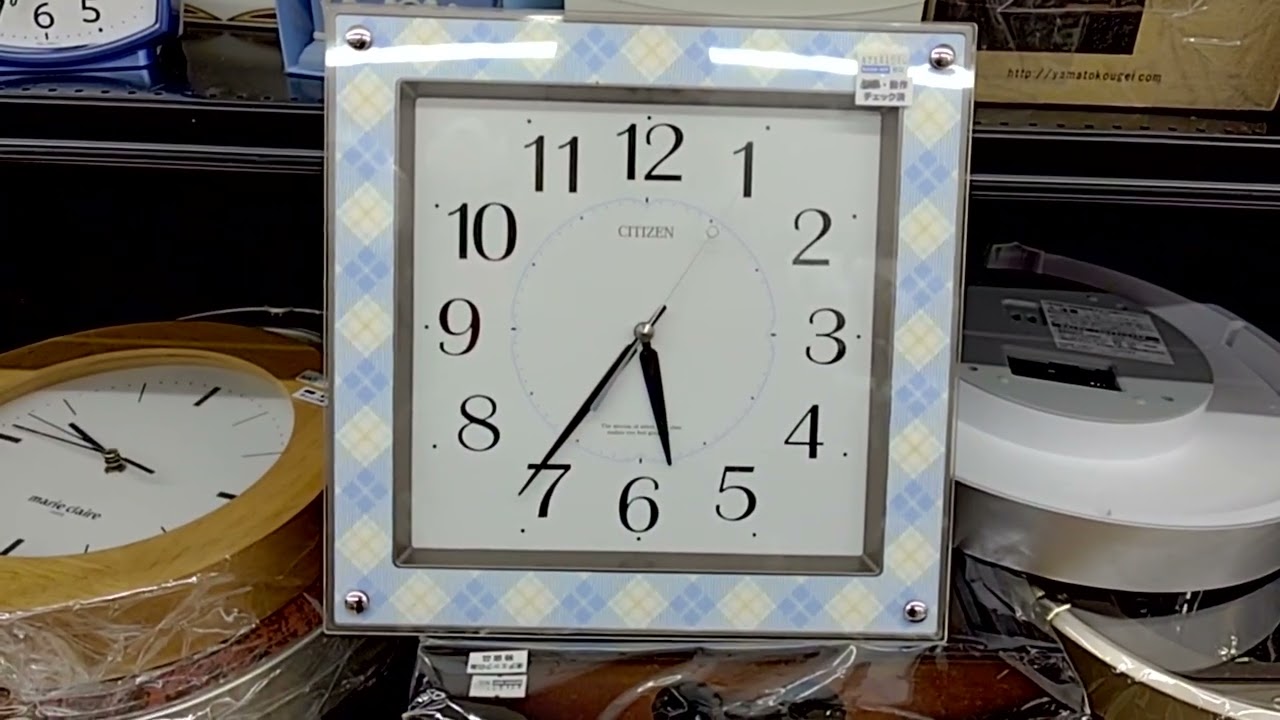 某中古店 CITIZEN 掛け時計 8MG767 Quartz - YouTube