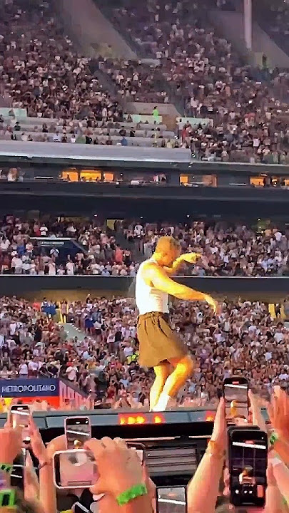 THUNDER BY IMAGINE DRAGONS LIVE LYRICS #live #imaginedragons #thunder