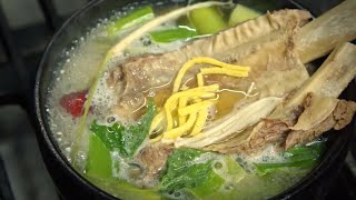 Inside The Kitchen 1,000 Servings Sold Per Day Galbitangkorean Beef Rib Soup