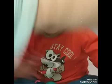 احلى ولد مبسوط ويصفق