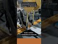 Machine appliquant du ruban adhésif double face. #tapemachine #machine #printing #factory