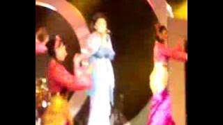 P2F 4th Concert, Dila singing Hujan Barai-barai