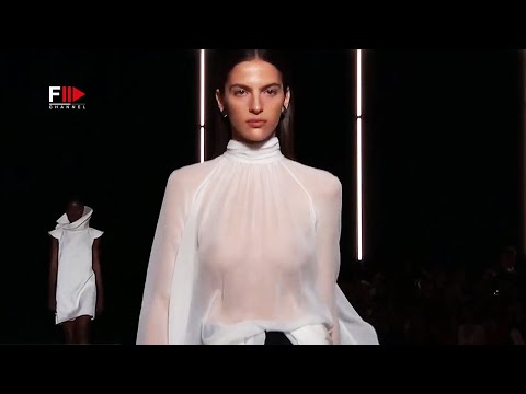 EXCLUSIVE SPECIAL I PRONOVIAS ABOUT ART 2025 - Fashion Channel Chronicle