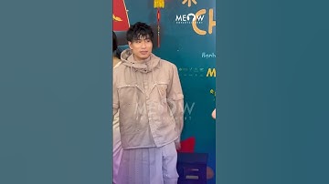 Kiều Minh Tuấn diện style độc lạ để đến chúc mừng vợ chồng Anh Tú - Diệu Nhi