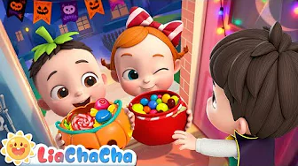 Halloween Is Coming! 🎃 | I Love Halloween 👻 | Trick or Treat | LiaChaCha Nursery Rhymes & Kids Songs