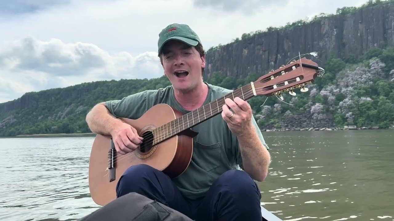 在 YouTube 上观看 The Valley - Paul Spring (Live on Hudson River) 在 YouTube 上观看 The Valley - Paul Spring (Live on Hudson River)