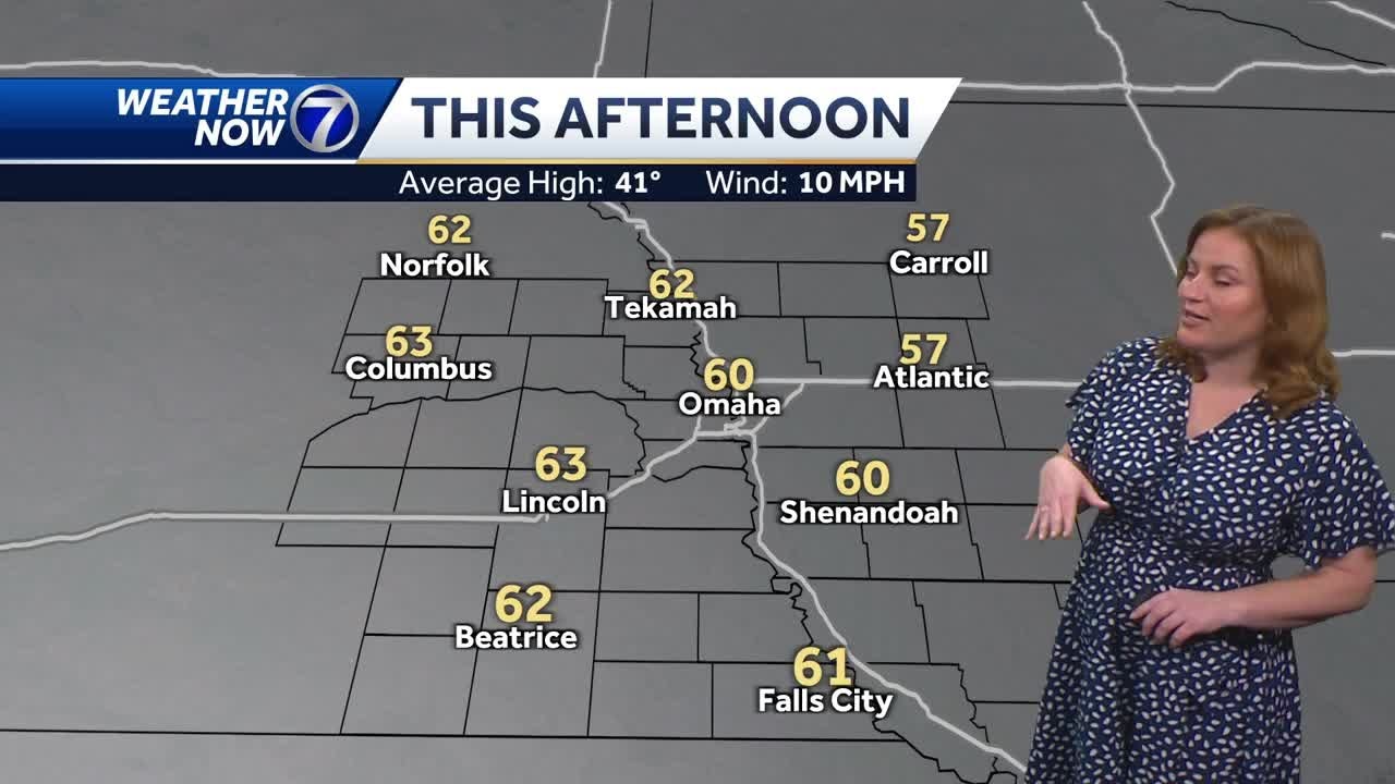 Warm, bright and breezy Saturday forecast - YouTube