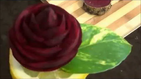 Como fazer uma flor de beterraba cozida?