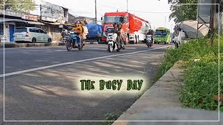 Download lagu Enjoy The Busy Day Of Lawang-Malang Highways In The Afternoon While Drinking Coffee - JALURAWAN