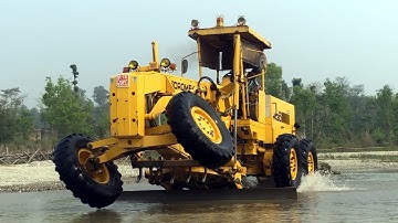 Grader Stunt ! Hydromel MG 430 Grader Video - Washing Grader Machine