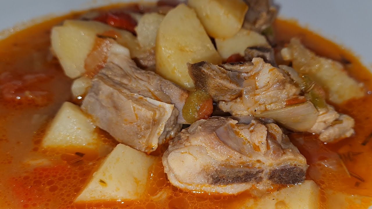 Patatas guisadas con falda de cordero, una explosión de sabor en tu paladar