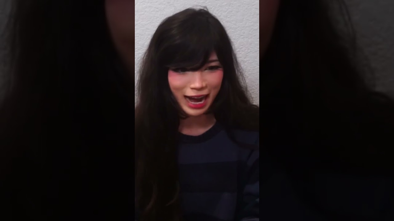 Lacari leaks Emiru's bathtub League sessions 