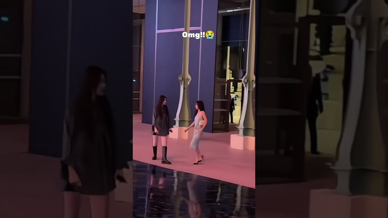 She's HERE! Jennie at Paris Fashion Week 2025!🔥 #blackpink #jennie #shorts 