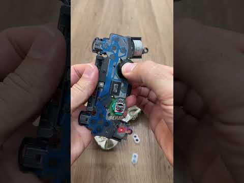 اشتريت يد 4 ب 5 ريال 03