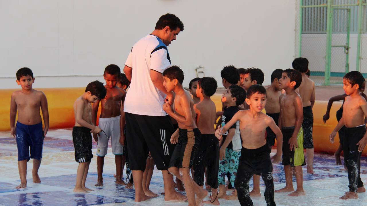 تقرير || لنادي الحي في متوسطة ابن سيناء لعام 36-1437 هـ