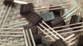 видео: YX8115. LED Драйвер из старого китайского фонарика картинка: YX8115. LED Драйвер из старого китайского фонарика