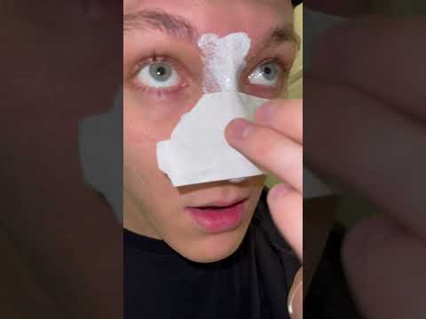 Я проверил маску от чёрных точек на носу #shorts ￼
