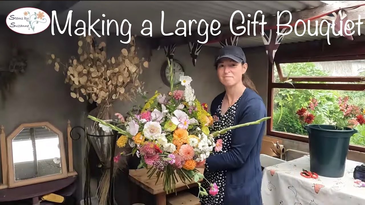 Bunches and Bouquets// Stems by Suzanne Cut Flower Garden