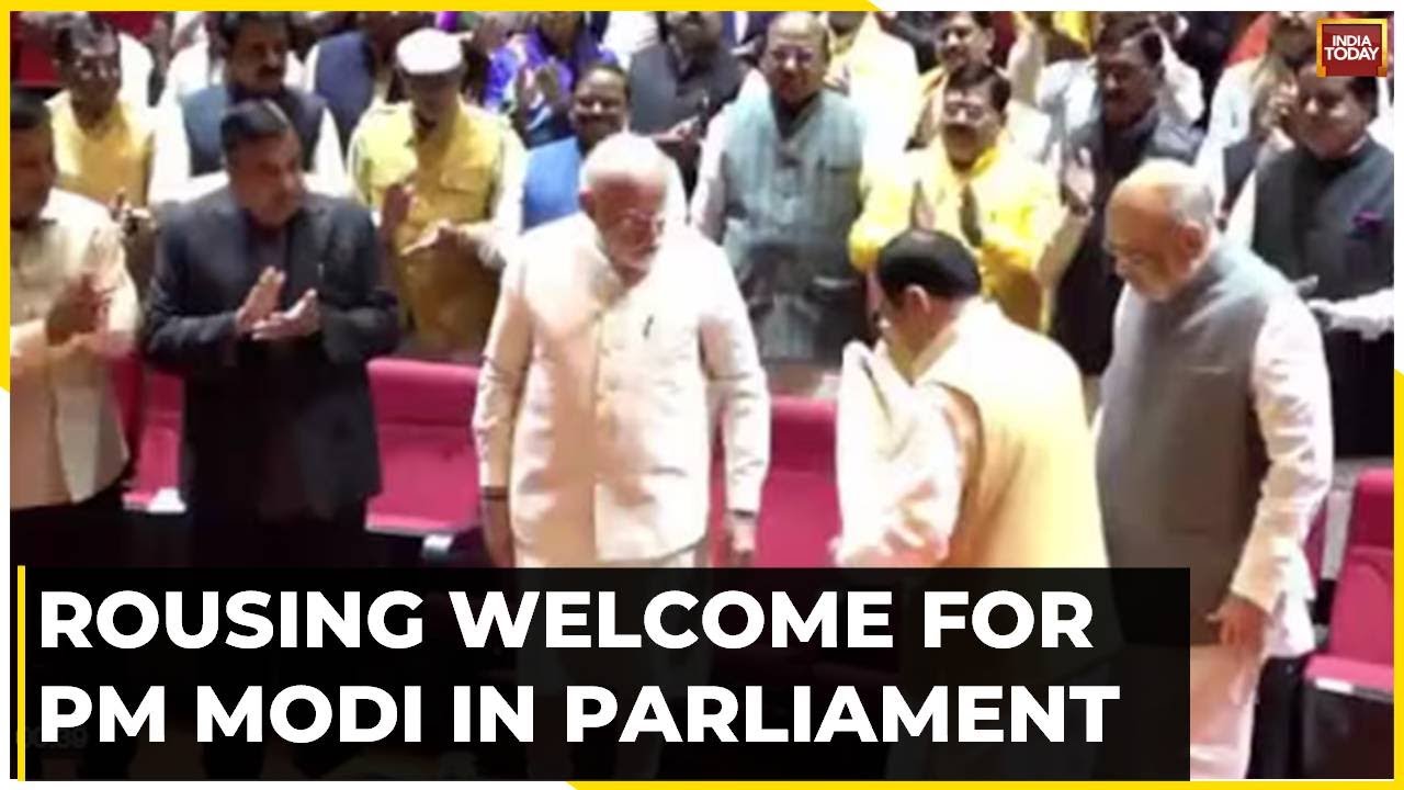 Parliament Winter Session 2023: PM Modi Gets Standing Ovation At BJP ...