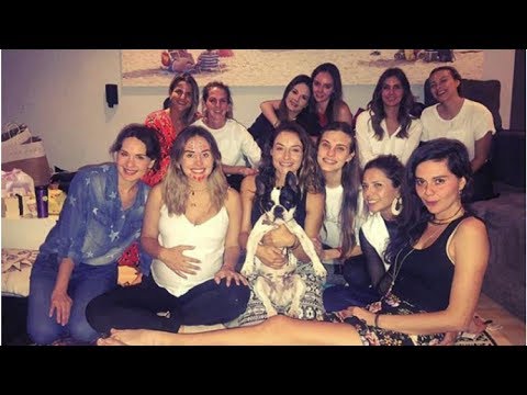 Video: Zuria Vega Viert Haar Eerste Babyshower