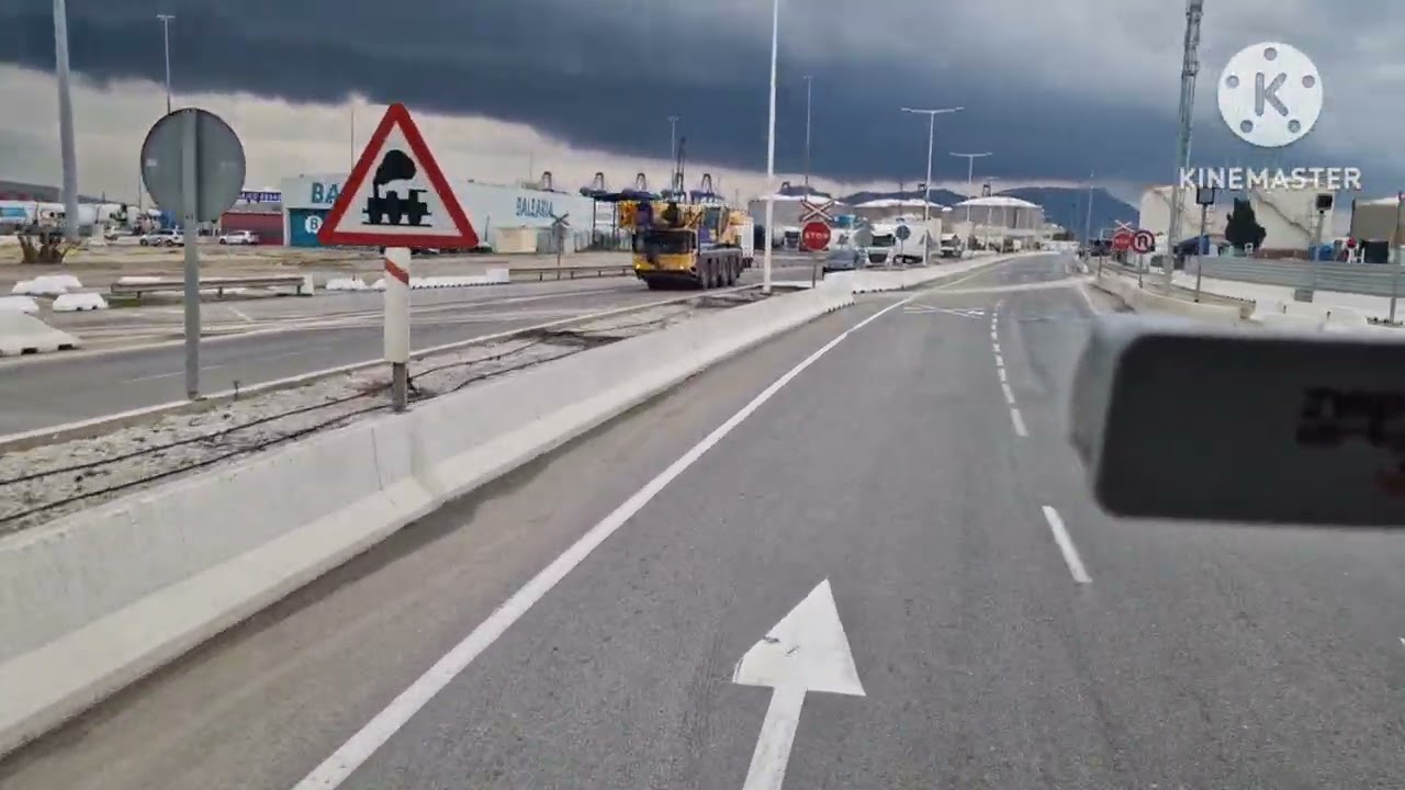 طريق من ميناء الجزيرة الخضراء (اسبانيا)إلى ميناء طنجة المتوسط ( خاص لعشاق الشاحنات)