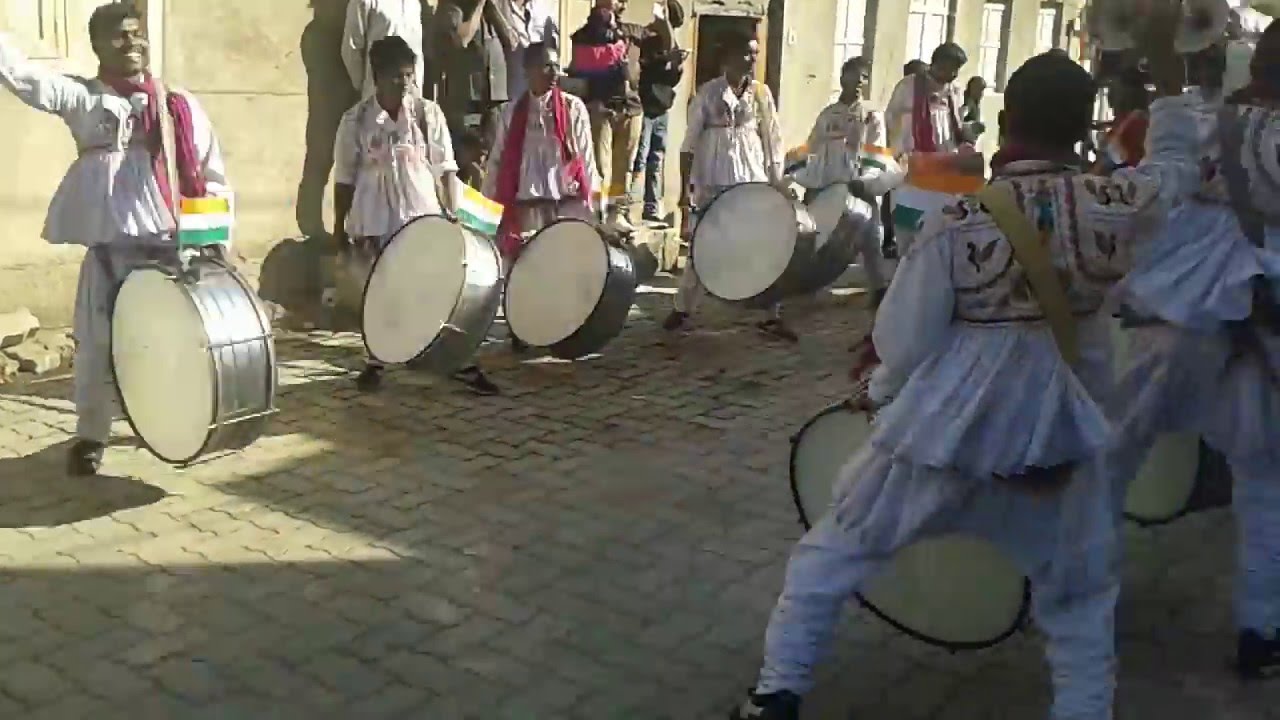 Bands in Bordi Samadiyala , Gujrat