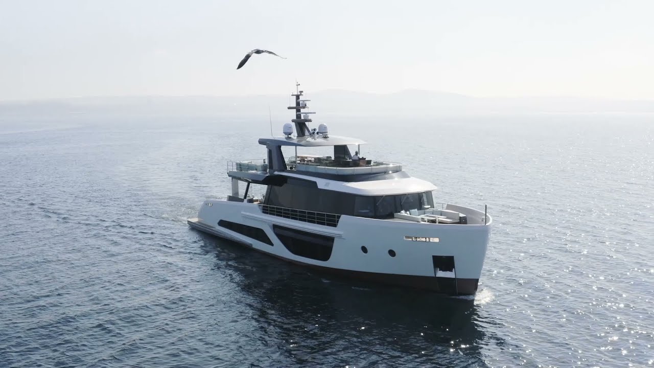 ⁣102 Alpha Yacht Walkthrough [$13,400,000]