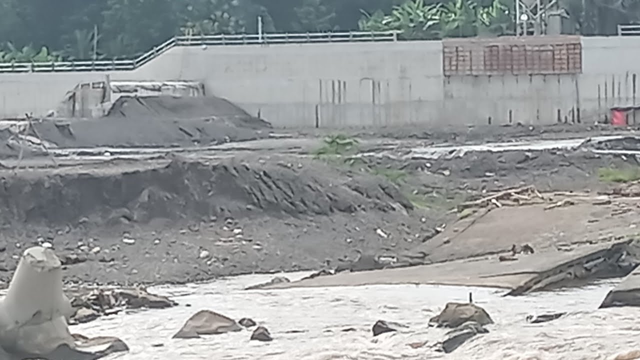 Update Minggu 22-2-2026 DAM SRANDAKAN BARU ARAH ARUS AIR RENCANANYA AKAN DI PINDAHKAN KE SISI BARAT