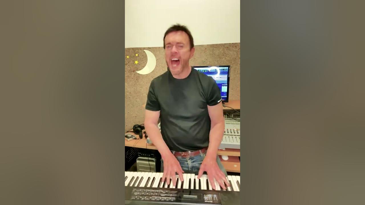 Dancing in the Moonlight classic song cover by Rick Mathews