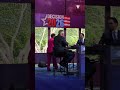 Candidatos a la alcaldía de Los Ángeles llegan al podio del Skirball Center
