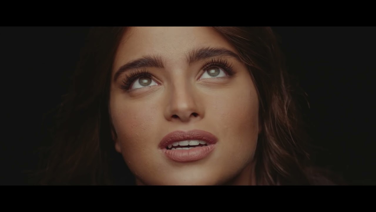 נועה קירל | אמא שלי | הקליפ הרשמי | שירי יום השואה