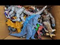 Hunting found godzilla mecha godzilla kingkong monster eagle ultraman