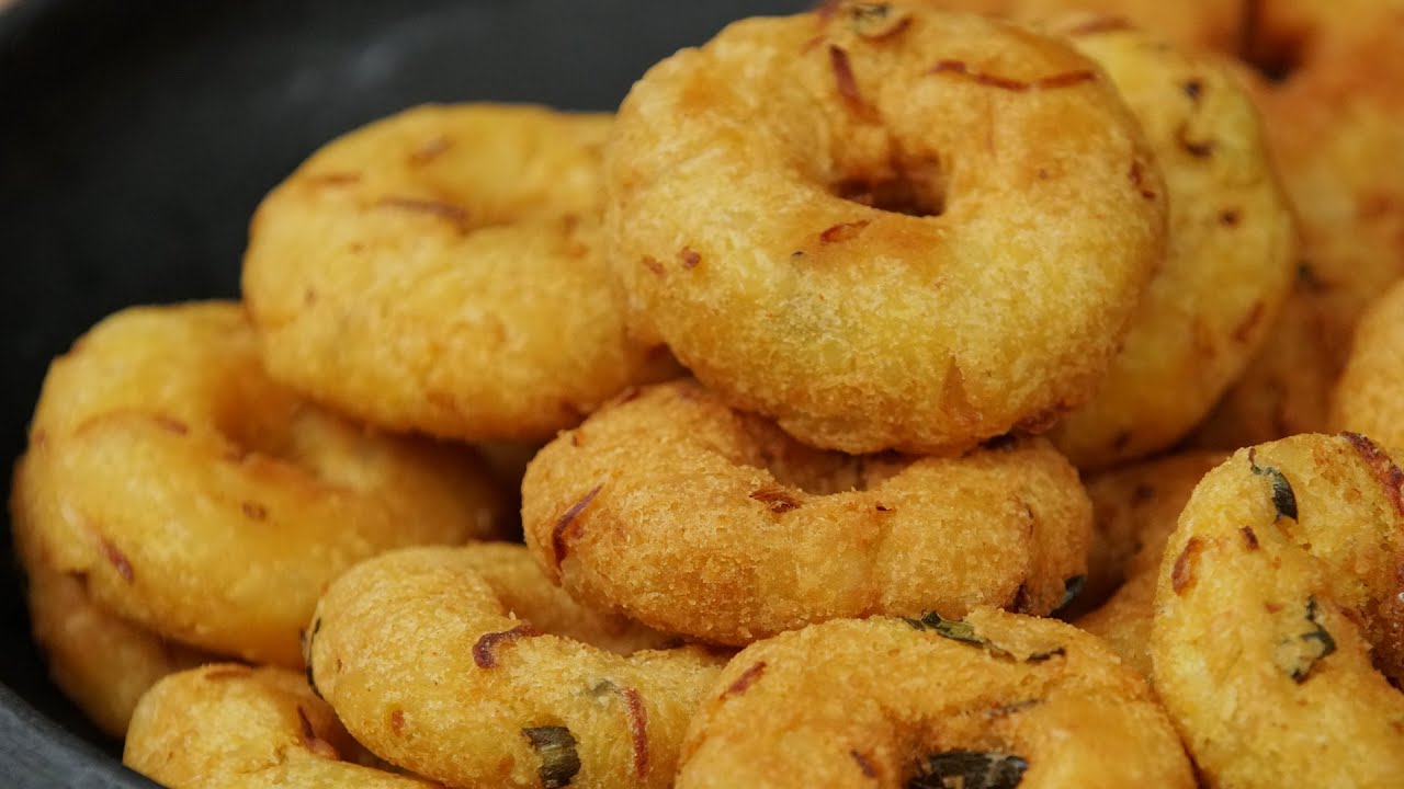 കപ്പ കൊണ്ട് അടിപൊളി രുചിയിൽ കപ്പ വട ഉണ്ടാക്കിയാലോ |Kerala Style Crispy Tapioca Fritters - Kappa Vada