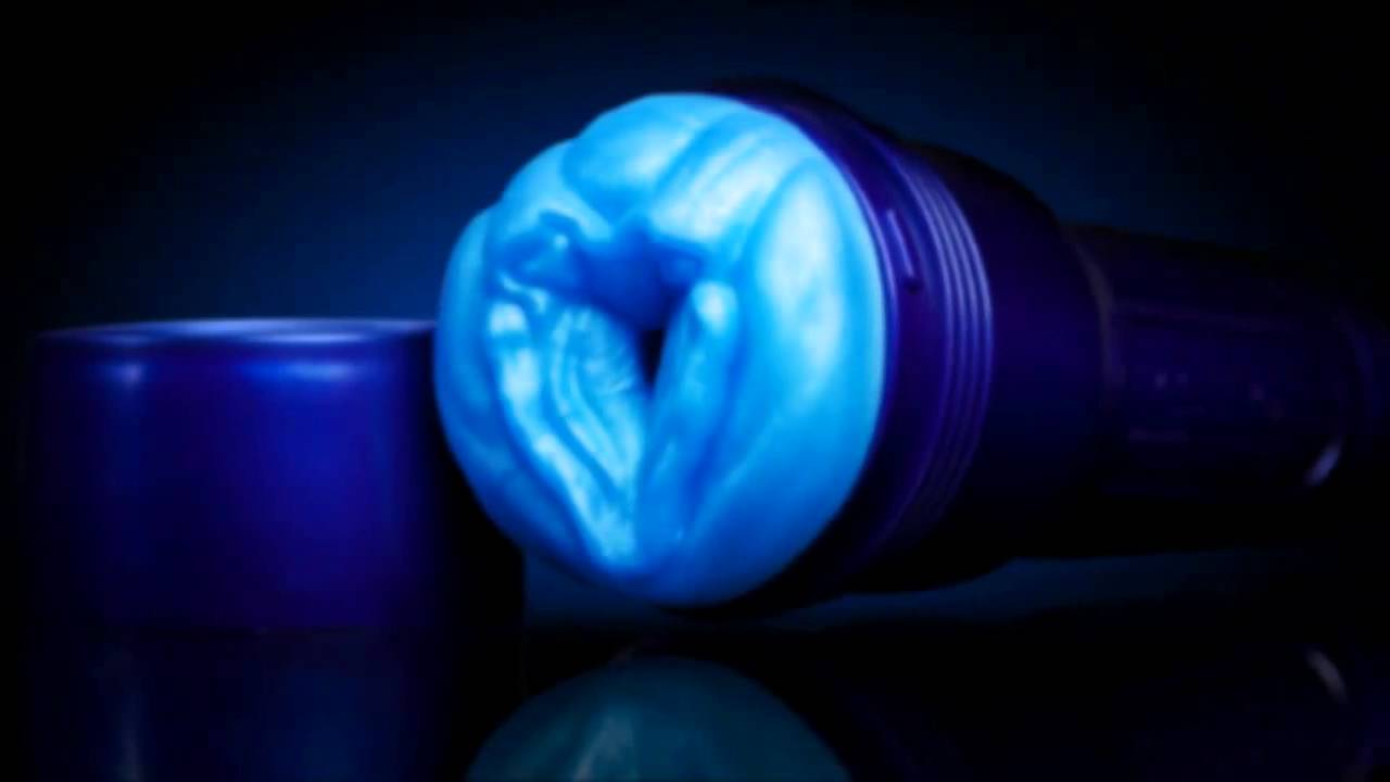 Fleshlight Alien Masturbator - YouTube