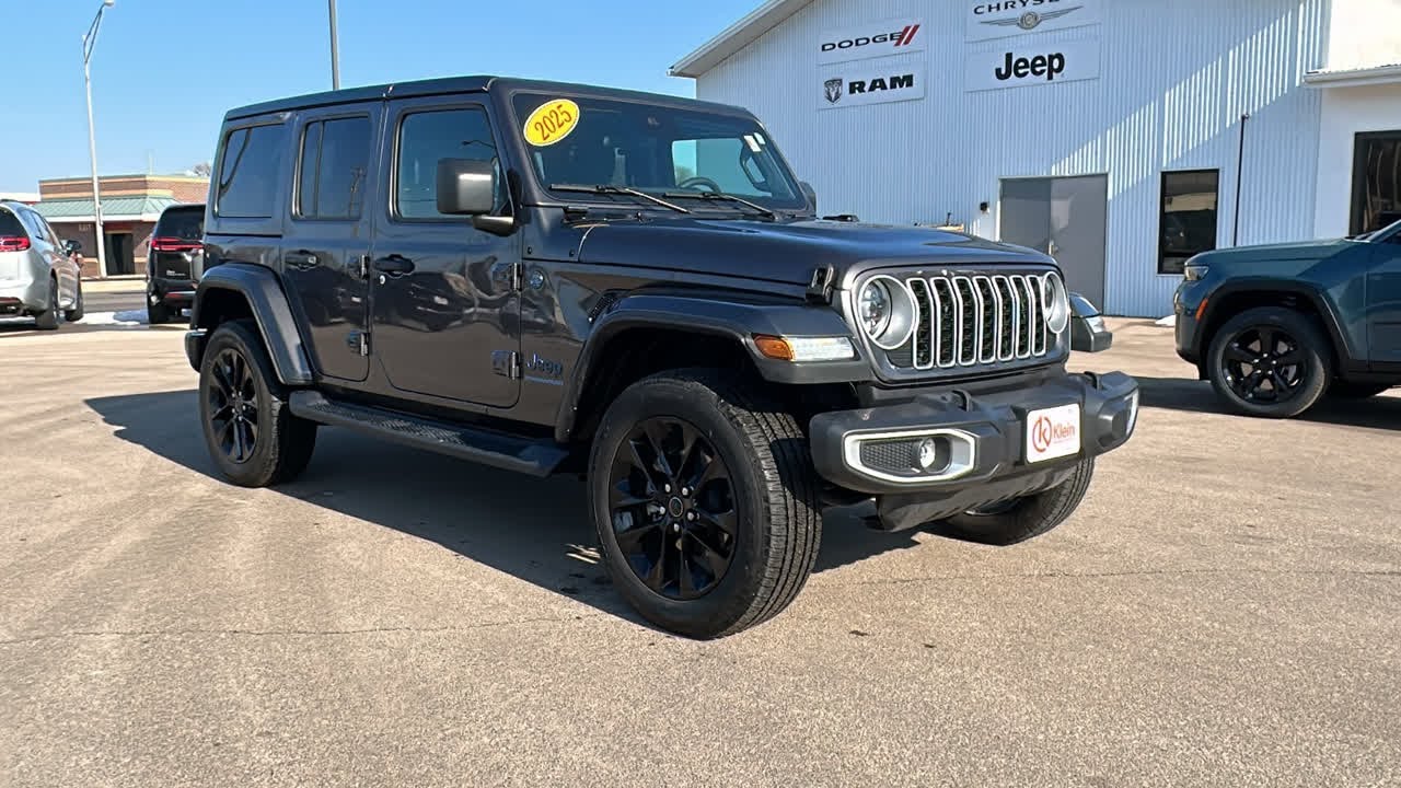 2025 Jeep Wrangler 4xe Sahara Clintonville, Shawano, Waupaca, Green Bay, Appleton WI