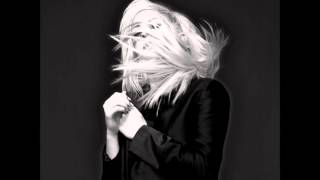 Video thumbnail of "Ellie Goulding - The Ending (Halcyon Special Edition Bonus Track)"