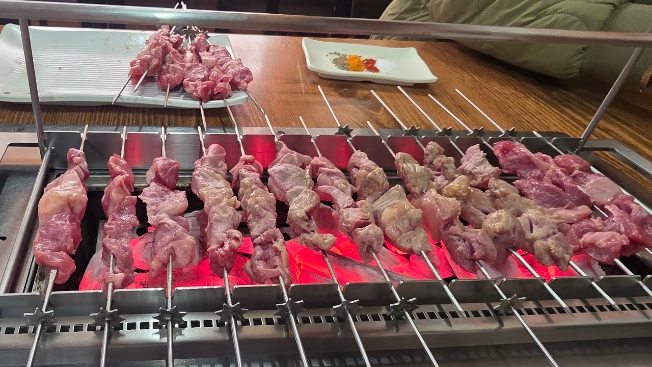 대전 정동 맛집, 친친양꼬치. 양꼬치를 먹었다. 맛있당ㅎ. 할리 데이비슨 아이언883 프레데릭을 타고 