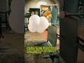 1500도 유리 덩어리가 하얀 구름이 되기까지 #workers #process #glassblowing #satisfying #transformation #art #visual