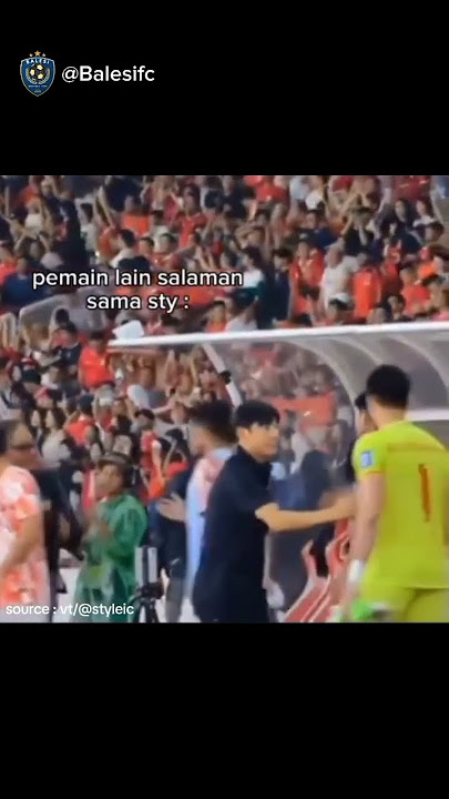 Moment Ragnar Oratmangoen kena Geplak Shin Tae Yong 🤣 #timnasindonesia #ragnaroratmangoen