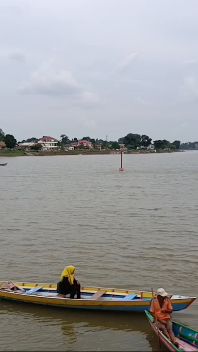 Jasa Perahu Penyebrangan Sungai Batanghari Jambi@amimilaaira #trip #journey #travelvlog #shorts