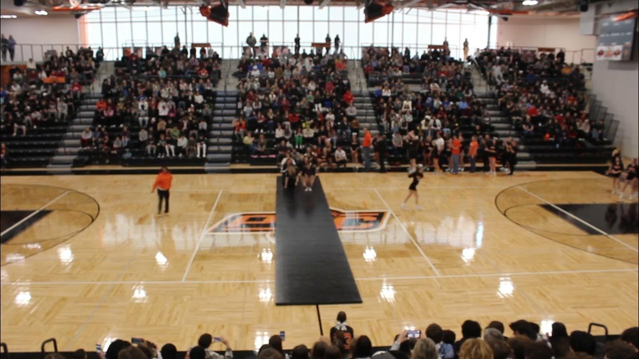 Cheer/Dance/Teacher Courtwarming Assembly Dance YouTube