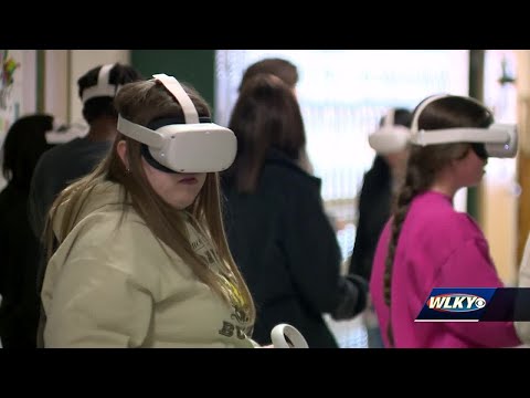 North Bullitt High School first in Kentucky learning through virtual reality