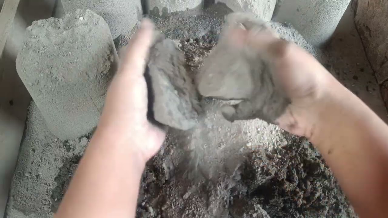 Black sand crumbling video floor crumbling video #sand 