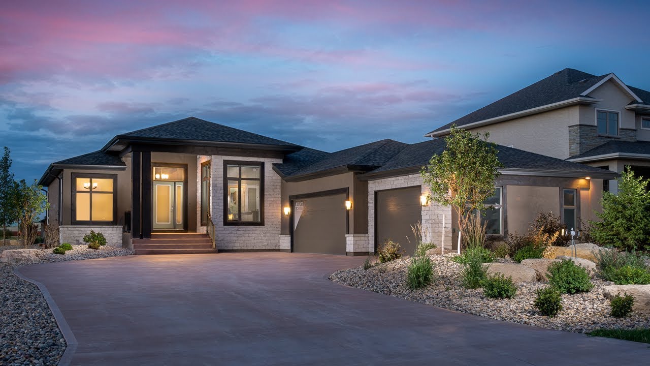 4 Prairie Grass Lane, Oak Bluff West, Oak Bluff Show Home Avanti