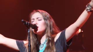 Vignette de la vidéo "Lauren Daigle New Song Live You Say / I Believe"