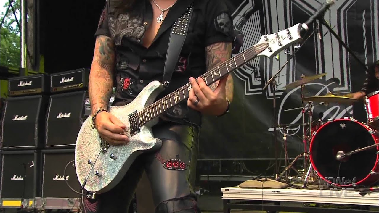 "Slick Black Cadillac" in HD - Quiet Riot 5/12/12 M3 Festival in