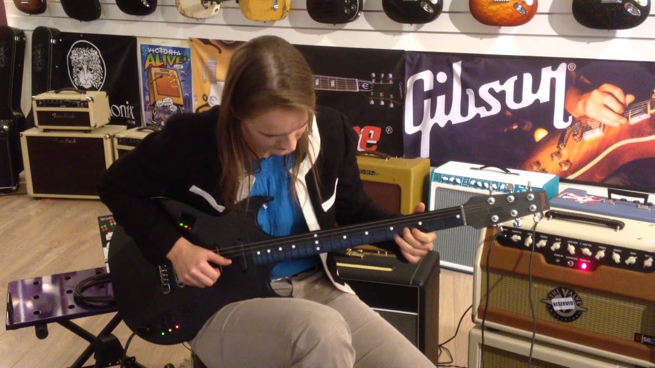 Bond Guitar Electraglide played by great female guitarist