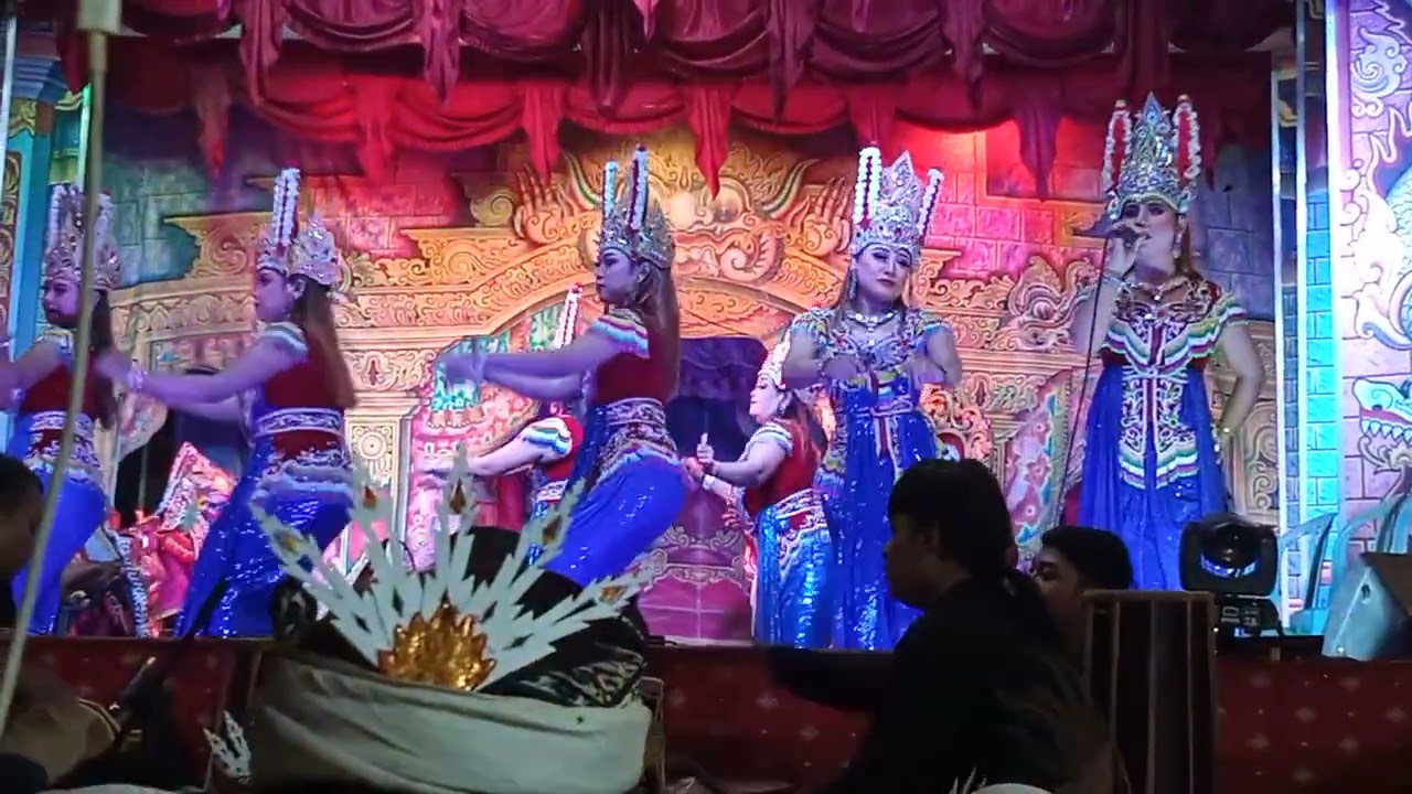 SISKA X RINI JANGER KARISMA DEWATA - LIVE KEPATIHAN - CLURING